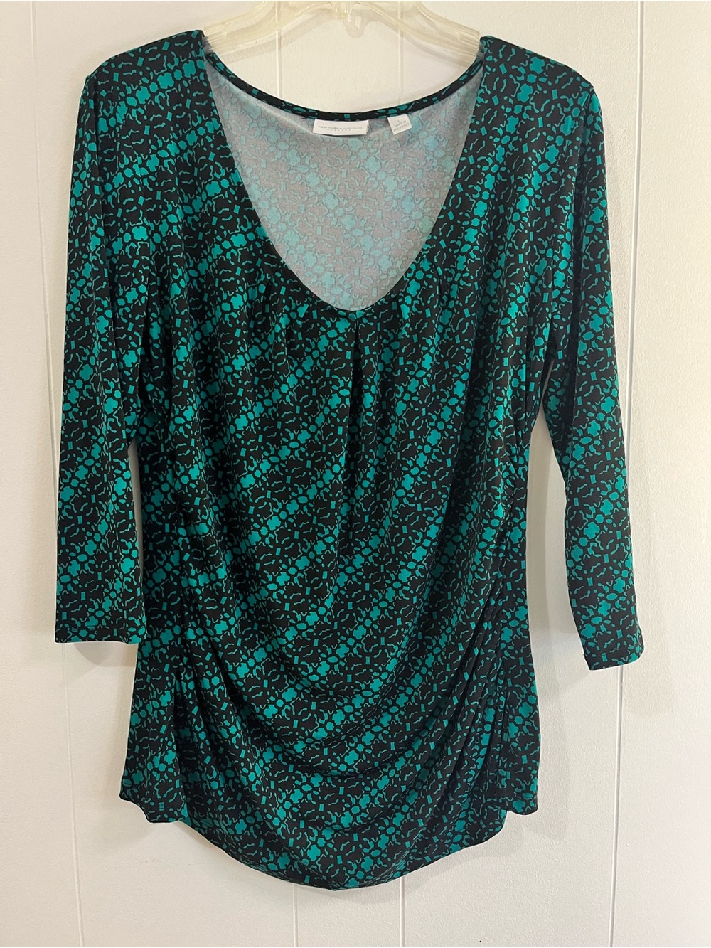 NY&C teal and black scoop neck 3/4 sleeve top